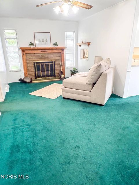 Tiny photo for 3243 S Eastmoreland Drive, Oregon, OH 43616 (MLS # 10007391)