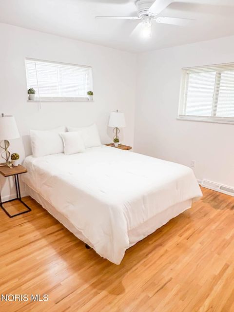 Tiny photo for 3243 S Eastmoreland Drive, Oregon, OH 43616 (MLS # 10007391)