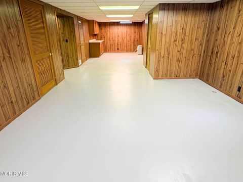 Tiny photo for 3243 S Eastmoreland Drive, Oregon, OH 43616 (MLS # 10007391)