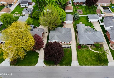Tiny photo for 3243 S Eastmoreland Drive, Oregon, OH 43616 (MLS # 10007391)