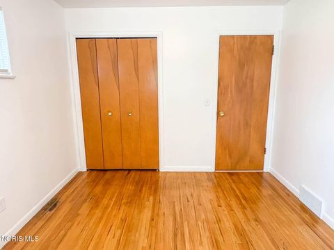 Tiny photo for 3243 S Eastmoreland Drive, Oregon, OH 43616 (MLS # 10007391)