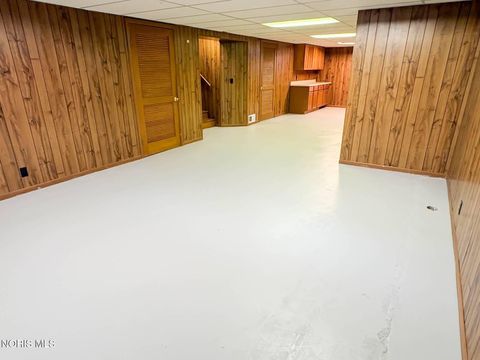 Tiny photo for 3243 S Eastmoreland Drive, Oregon, OH 43616 (MLS # 10007391)