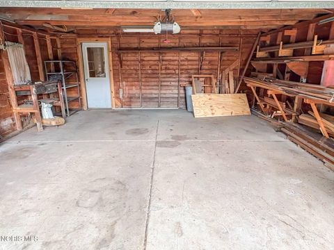 Tiny photo for 3243 S Eastmoreland Drive, Oregon, OH 43616 (MLS # 10007391)