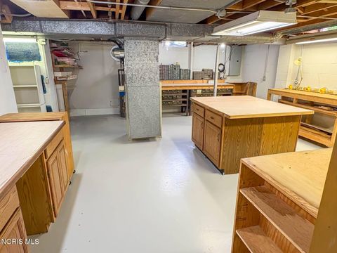 Tiny photo for 3243 S Eastmoreland Drive, Oregon, OH 43616 (MLS # 10007391)