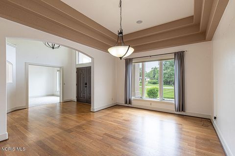 Tiny photo for 8206 Nebraska Avenue, Toledo, OH 43617 (MLS # 10008387)