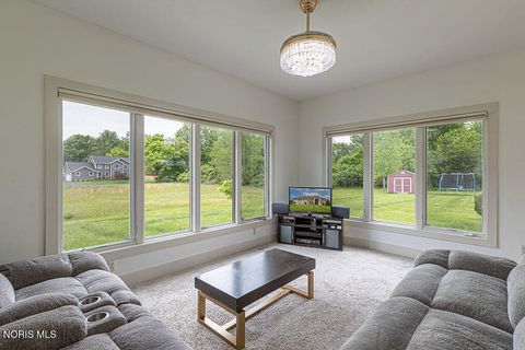 Tiny photo for 8206 Nebraska Avenue, Toledo, OH 43617 (MLS # 10008387)