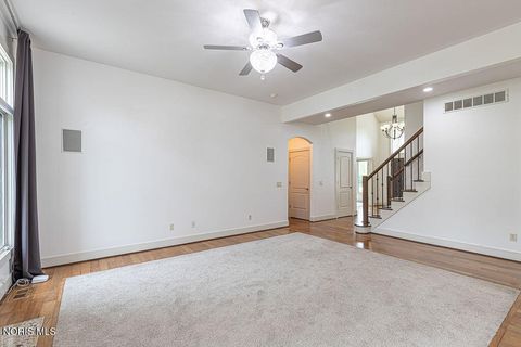 Tiny photo for 8206 Nebraska Avenue, Toledo, OH 43617 (MLS # 10008387)