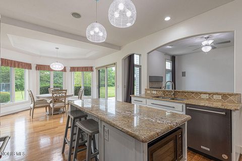 Tiny photo for 8206 Nebraska Avenue, Toledo, OH 43617 (MLS # 10008387)