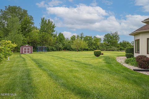 Tiny photo for 8206 Nebraska Avenue, Toledo, OH 43617 (MLS # 10008387)