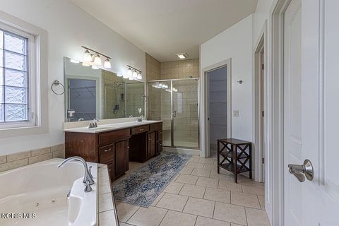 Tiny photo for 8206 Nebraska Avenue, Toledo, OH 43617 (MLS # 10008387)