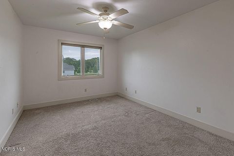 Tiny photo for 8206 Nebraska Avenue, Toledo, OH 43617 (MLS # 10008387)