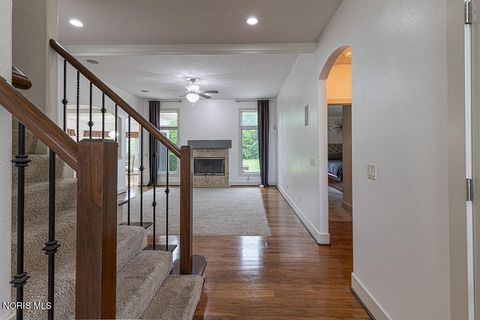Tiny photo for 8206 Nebraska Avenue, Toledo, OH 43617 (MLS # 10008387)