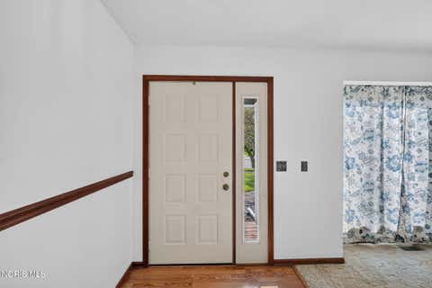 Tiny photo for 1127 Warbler Court, Bowling Green, OH 43402 (MLS # 10010953)