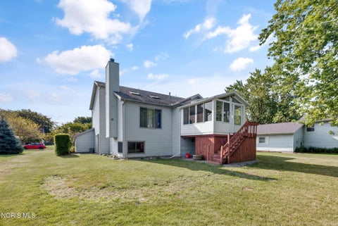 Tiny photo for 1127 Warbler Court, Bowling Green, OH 43402 (MLS # 10010953)