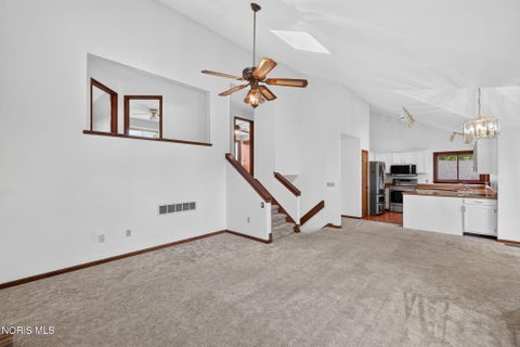 Tiny photo for 1127 Warbler Court, Bowling Green, OH 43402 (MLS # 10010953)