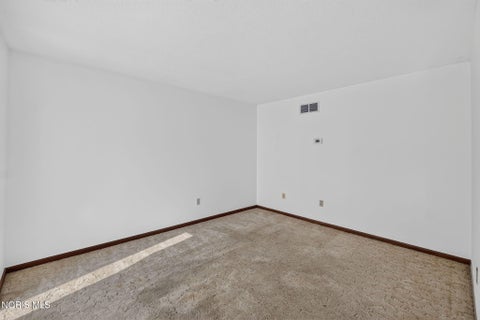 Tiny photo for 1127 Warbler Court, Bowling Green, OH 43402 (MLS # 10010953)