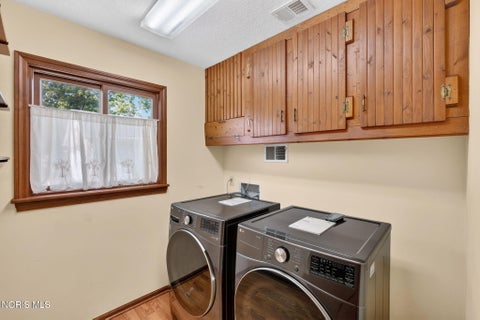 Tiny photo for 1127 Warbler Court, Bowling Green, OH 43402 (MLS # 10010953)
