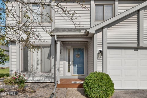Tiny photo for 1127 Warbler Court, Bowling Green, OH 43402 (MLS # 10010953)