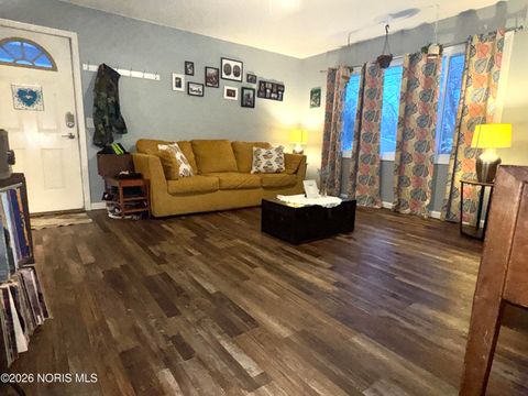 Tiny photo for 6054 Atwell Road, Toledo, OH 43613 (MLS # 10003756)