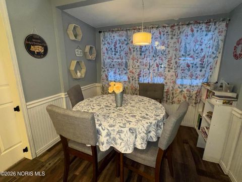 Tiny photo for 6054 Atwell Road, Toledo, OH 43613 (MLS # 10003756)