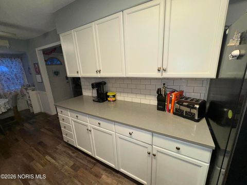 Tiny photo for 6054 Atwell Road, Toledo, OH 43613 (MLS # 10003756)