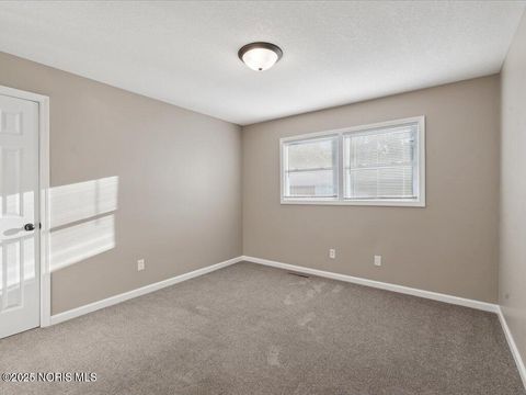 Tiny photo for 3315 Terrace Lane, Findlay, OH 45840 (MLS # 10000129)