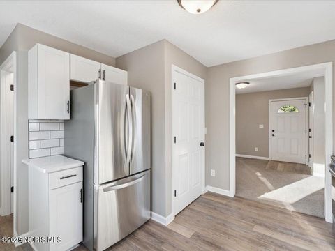 Tiny photo for 3315 Terrace Lane, Findlay, OH 45840 (MLS # 10000129)