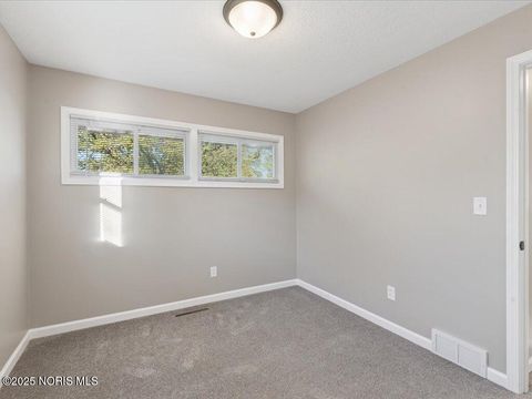 Tiny photo for 3315 Terrace Lane, Findlay, OH 45840 (MLS # 10000129)