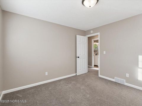 Tiny photo for 3315 Terrace Lane, Findlay, OH 45840 (MLS # 10000129)