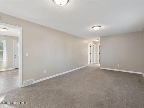 Tiny photo for 3315 Terrace Lane, Findlay, OH 45840 (MLS # 10000129)
