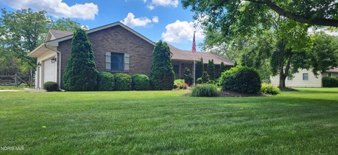 Tiny photo for 6170 County Road 2, Swanton, OH 43558 (MLS # 10009663)