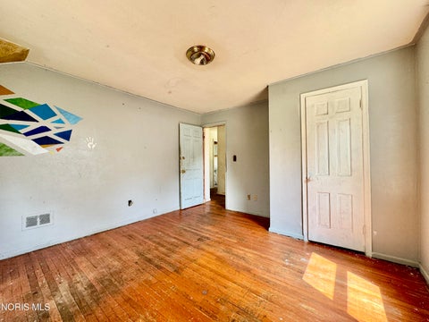 Tiny photo for 510 Richards Road, Toledo, OH 43607 (MLS # 10012671)