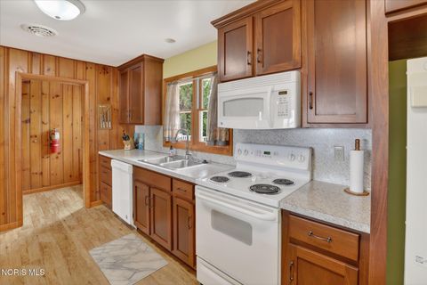 Tiny photo for 12205 Lagoon Drive, Curtice, OH 43412 (MLS # 10007419)