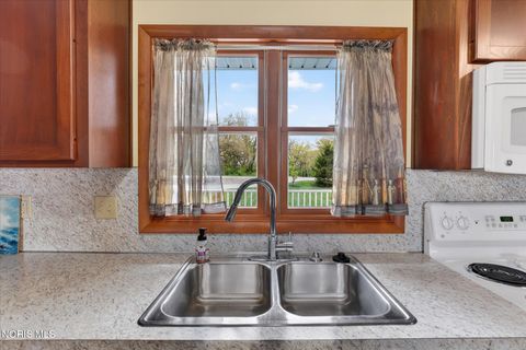 Tiny photo for 12205 Lagoon Drive, Curtice, OH 43412 (MLS # 10007419)