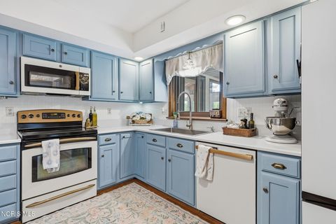 Tiny photo for 3001 Gleneagle Drive, Findlay, OH 45840 (MLS # 10010155)