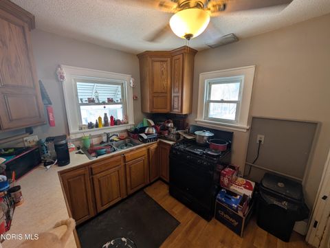 Tiny photo for 1816 Loxley Road, Toledo, OH 43613 (MLS # 10007779)