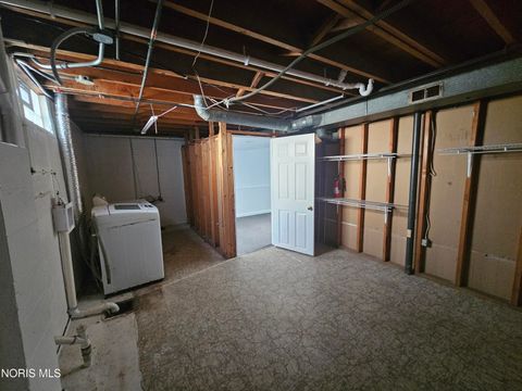 Tiny photo for 2831 E Glenn Street, Toledo, OH 43613 (MLS # 10007926)