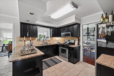 Tiny photo for 7003 Shadowcreek Drive, Maumee, OH 43537 (MLS # 10007327)