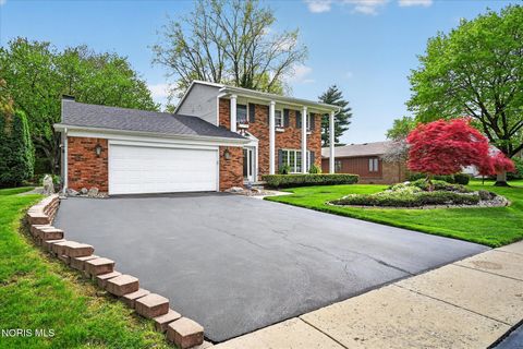 Tiny photo for 7003 Shadowcreek Drive, Maumee, OH 43537 (MLS # 10007327)