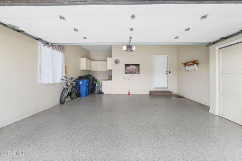Tiny photo for 1404 Turnberry Ct. CT, Bowling Green, OH 43402 (MLS # 10012592)