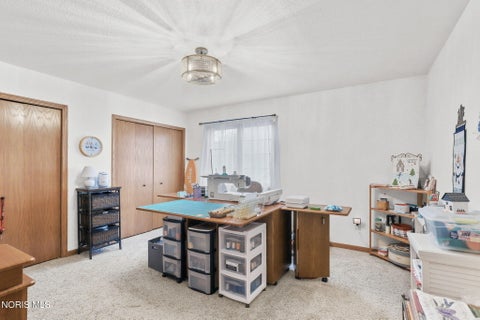 Tiny photo for 1404 Turnberry Ct. CT, Bowling Green, OH 43402 (MLS # 10012592)