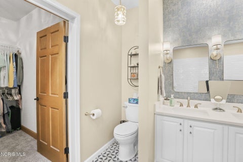 Tiny photo for 1404 Turnberry Ct. CT, Bowling Green, OH 43402 (MLS # 10012592)