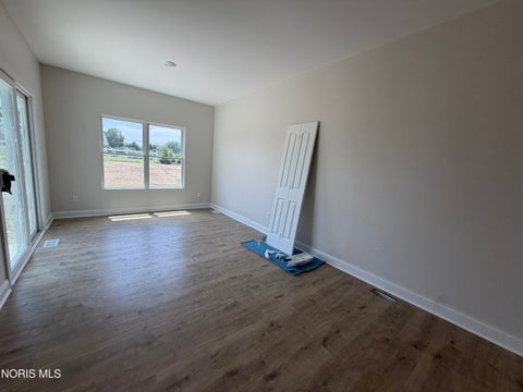 Tiny photo for 5040 Easton Drive, Oregon, OH 43616 (MLS # 10012715)