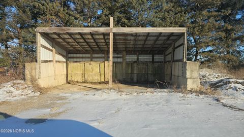 Tiny photo for 12575 W County Road 6, Alvada, OH 44802 (MLS # 10003625)