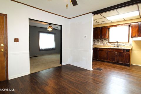 Tiny photo for 2544 110th Street, Toledo, OH 43611 (MLS # 10006937)