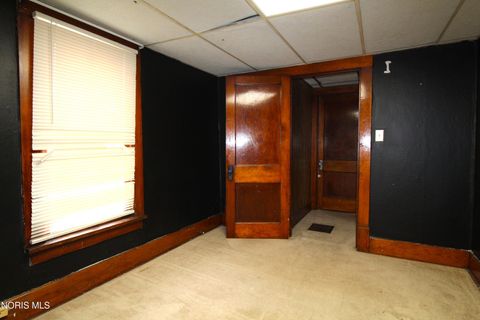 Tiny photo for 2544 110th Street, Toledo, OH 43611 (MLS # 10006937)