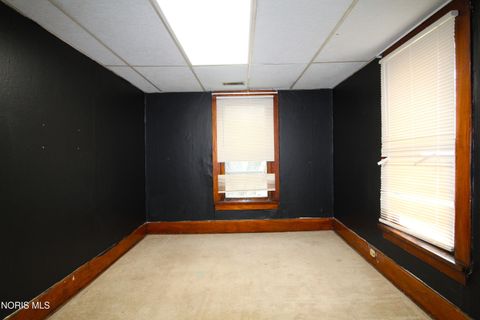 Tiny photo for 2544 110th Street, Toledo, OH 43611 (MLS # 10006937)