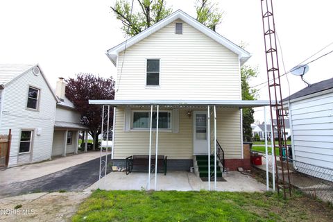 Tiny photo for 2544 110th Street, Toledo, OH 43611 (MLS # 10006937)