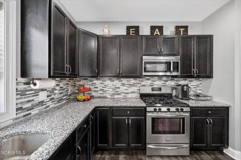 Tiny photo for 164 Hidden Village Lane, Holland, OH 43528 (MLS # 10004285)