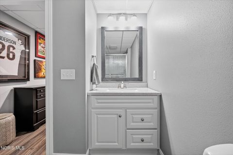 Tiny photo for 164 Hidden Village Lane, Holland, OH 43528 (MLS # 10004285)